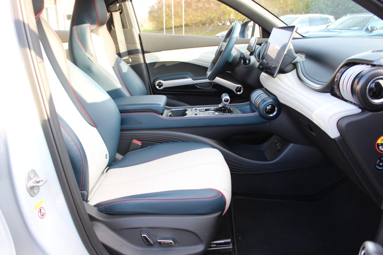 BYD ATTO 3 Design 60,48 kW  +Pano+ACC+360 foto 13