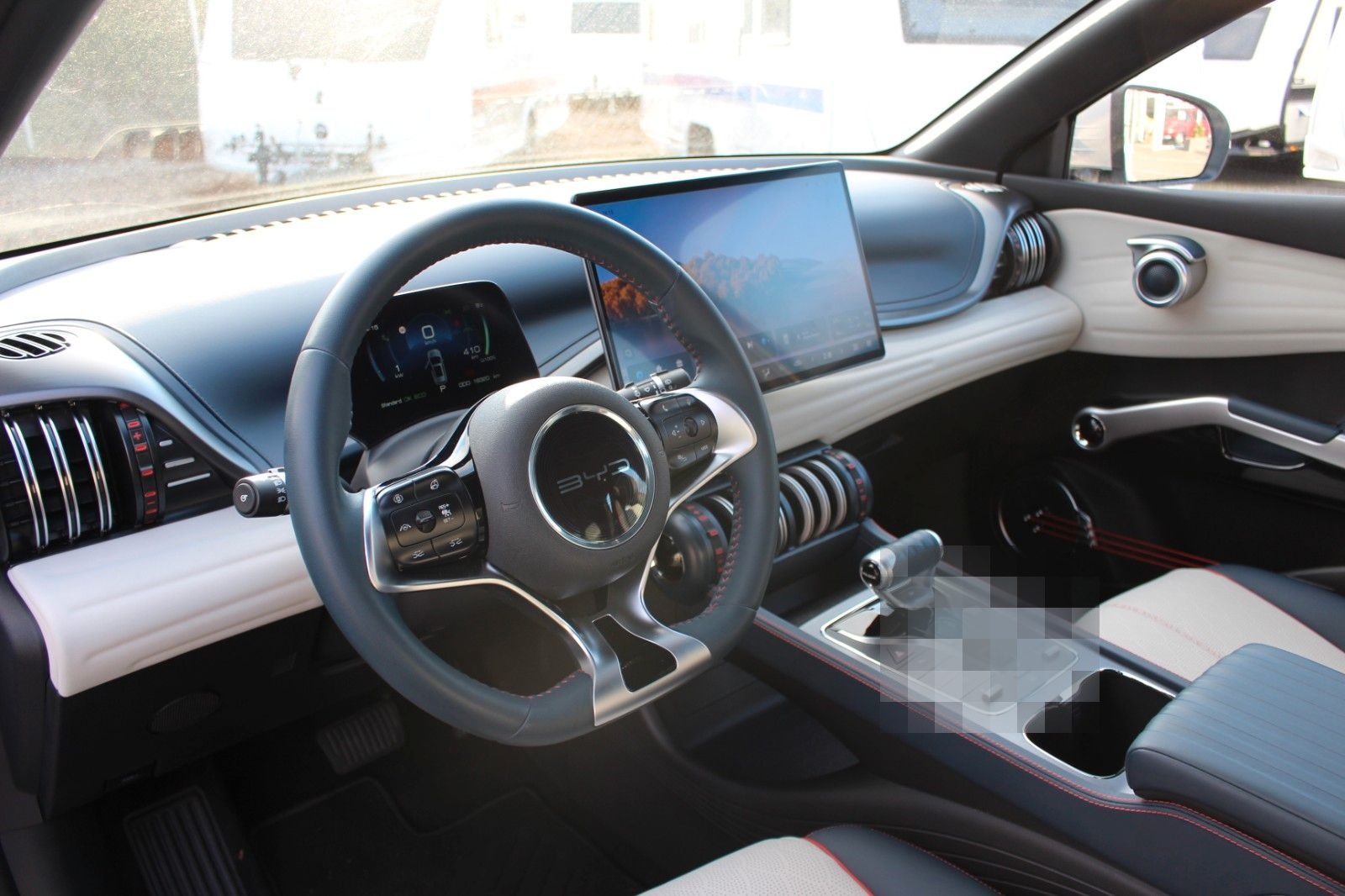 BYD ATTO 3 Design 60,48 kW  +Pano+ACC+360 foto 17