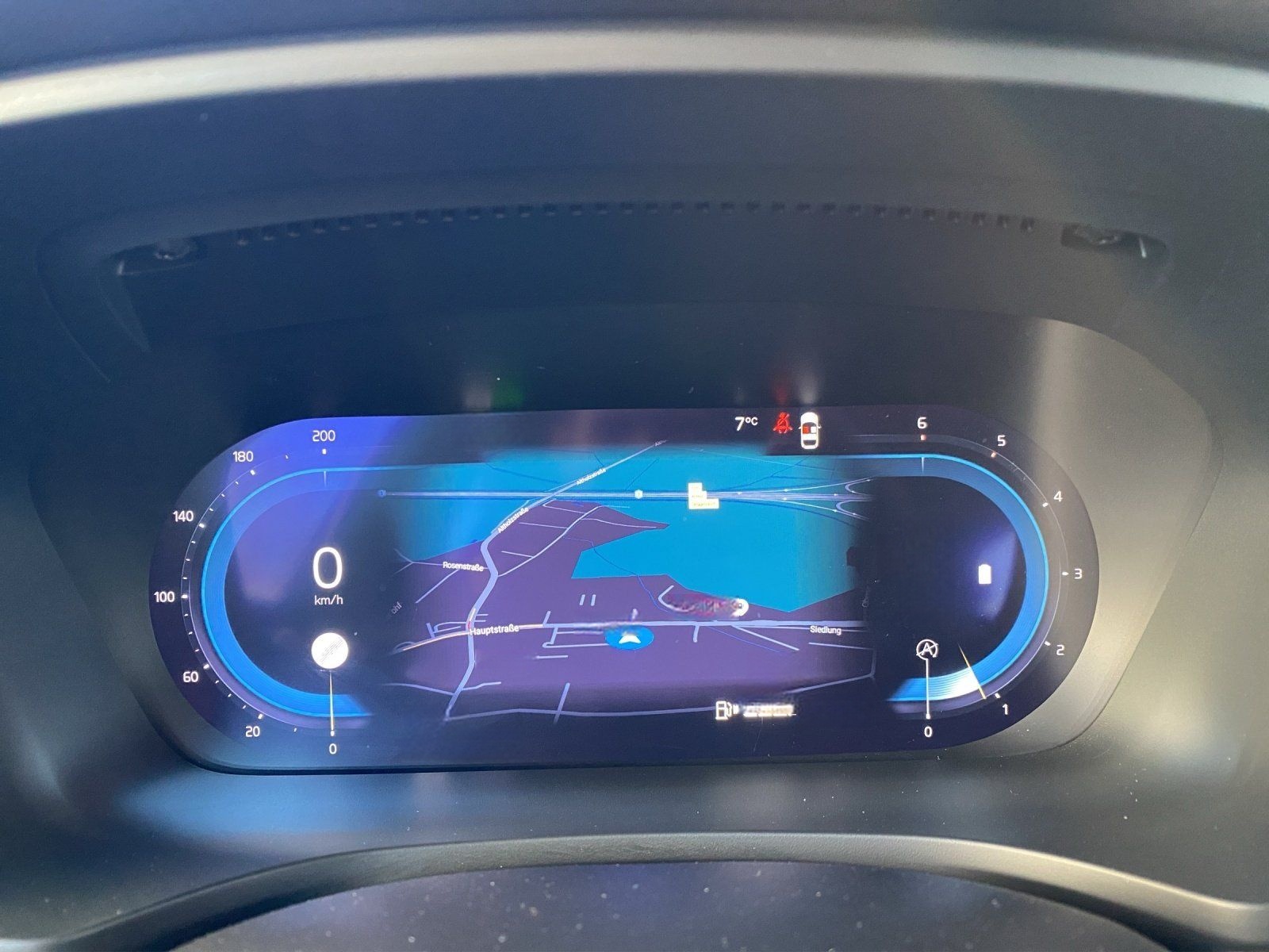 Volvo V60 Kombi B4 (Diesel) Core LED+Navi+SHZ+Winterp. foto 16