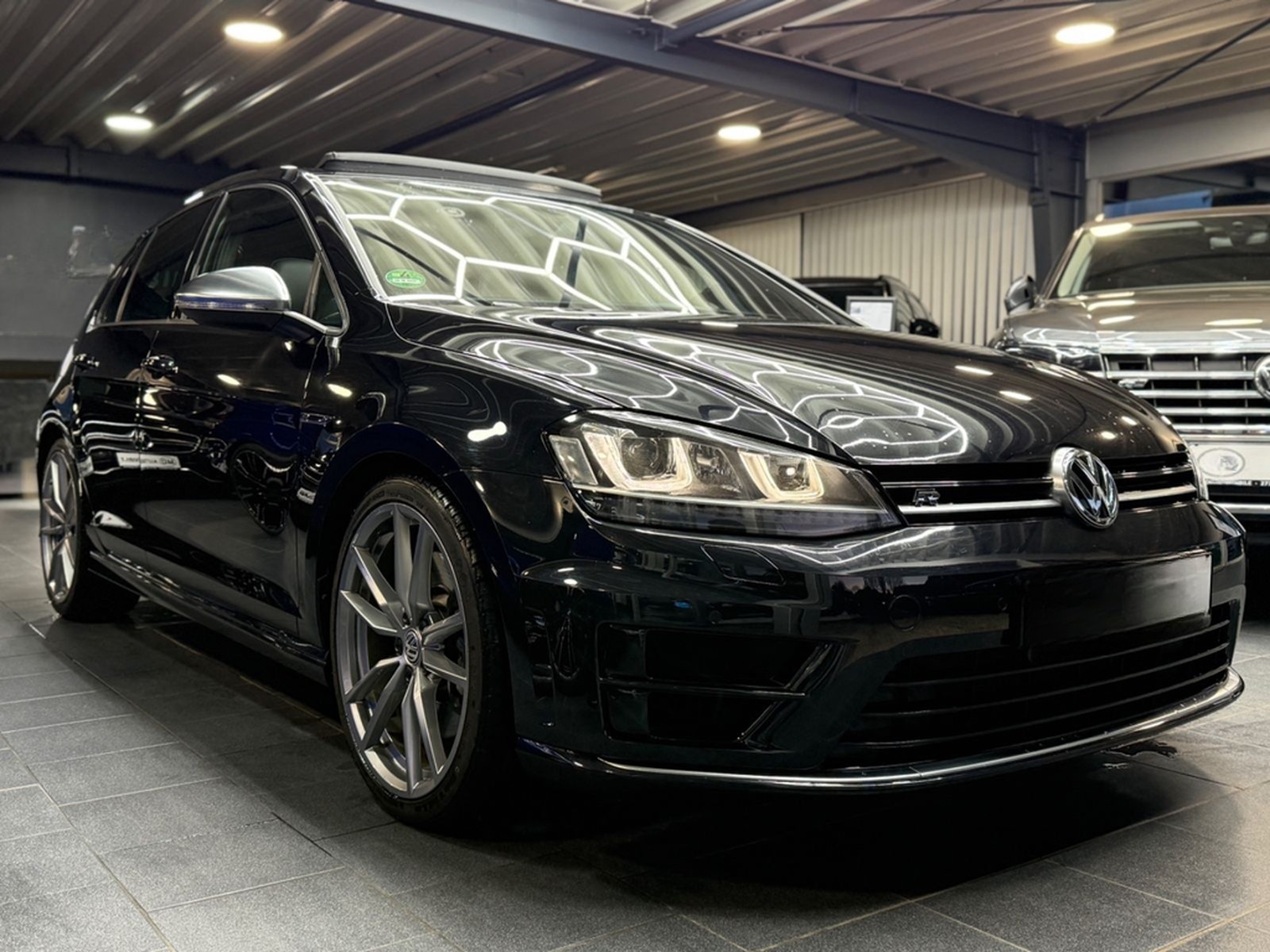 Volkswagen Golf VII R *4Motion*2.0TSI*PANO*DSG*94.000KM* foto 3