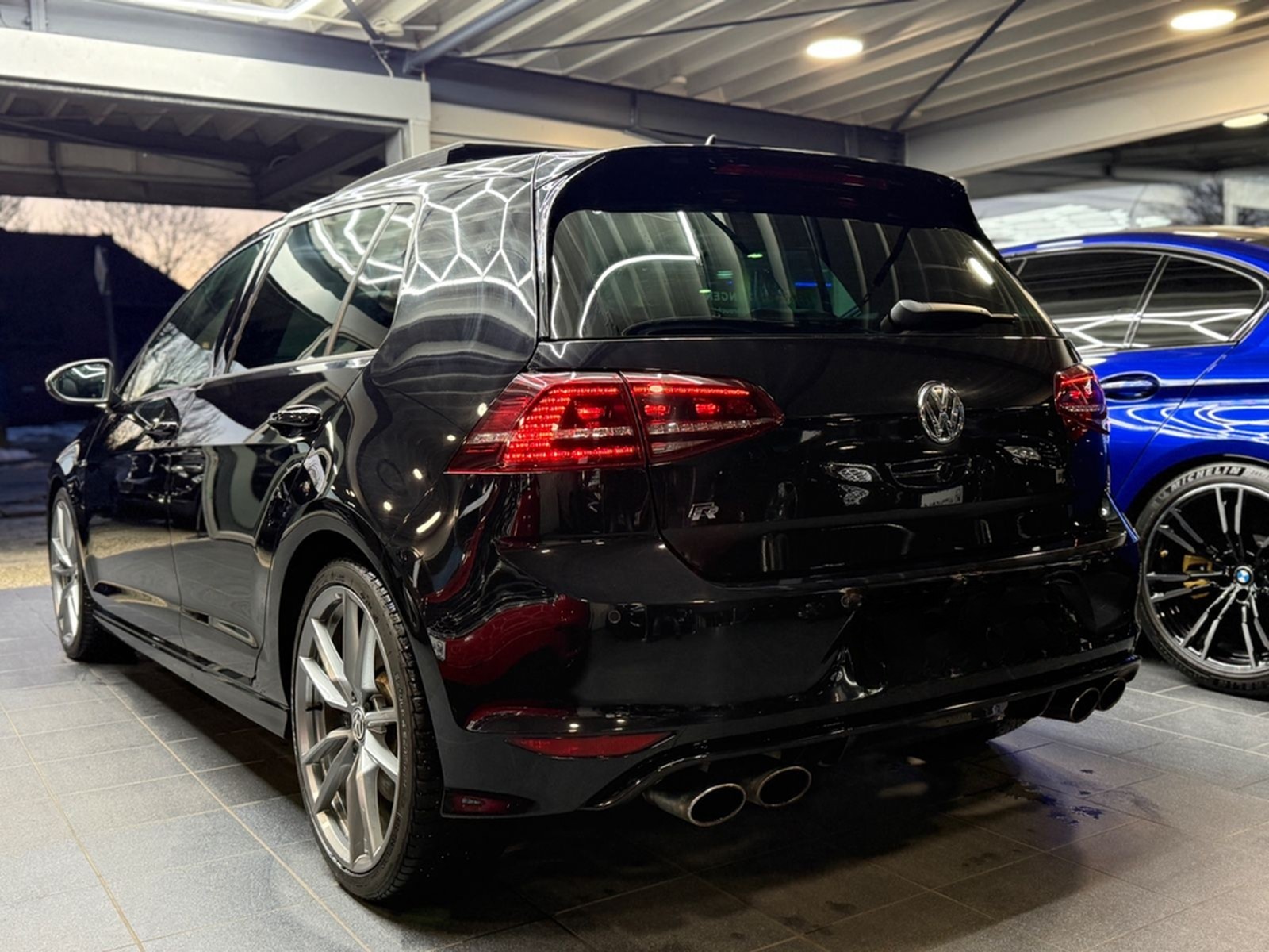 Volkswagen Golf VII R *4Motion*2.0TSI*PANO*DSG*94.000KM* foto 4