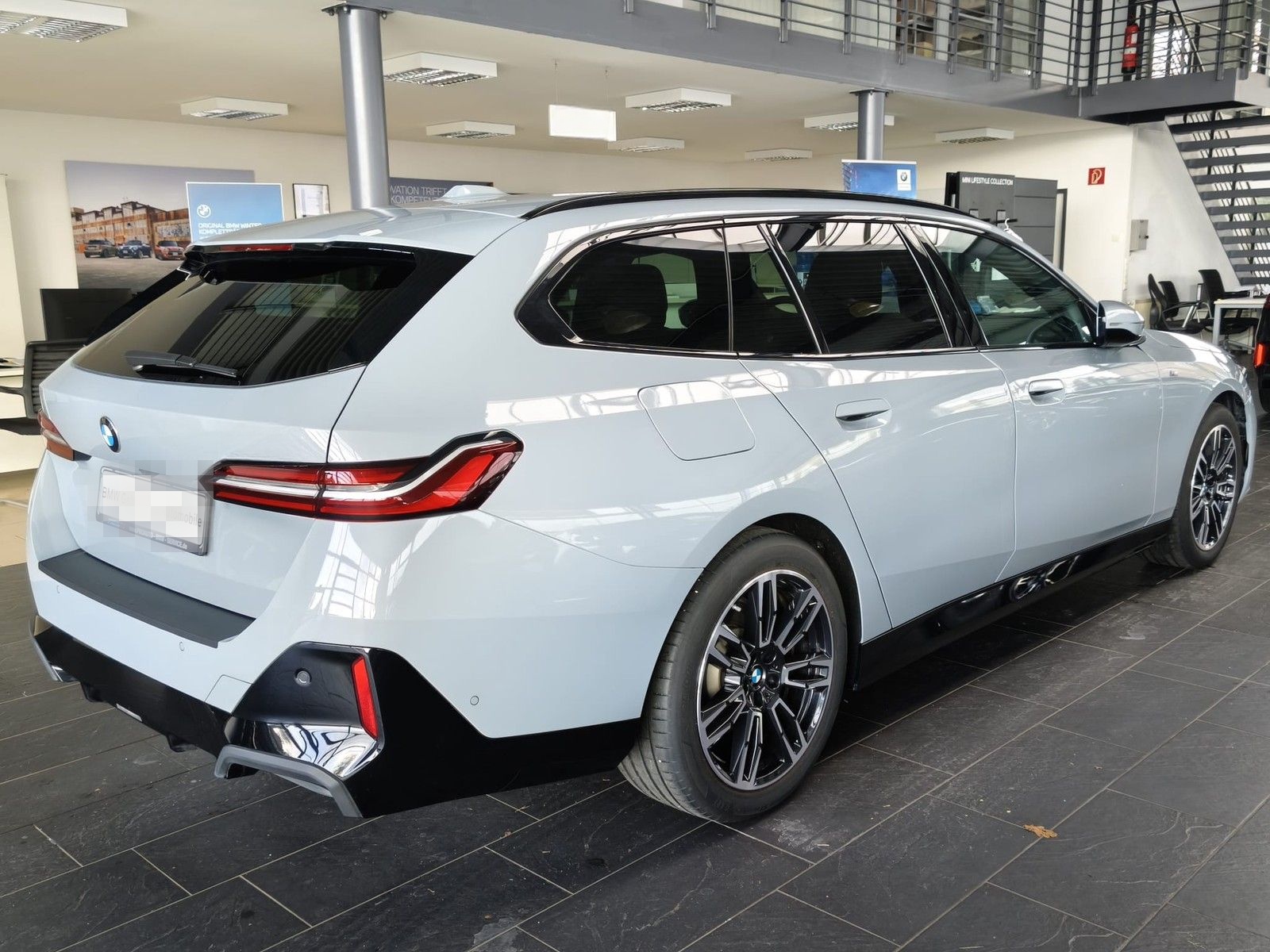BMW 520i M Sport Tour. HK/Dr.As+/RFK/ACC foto 4