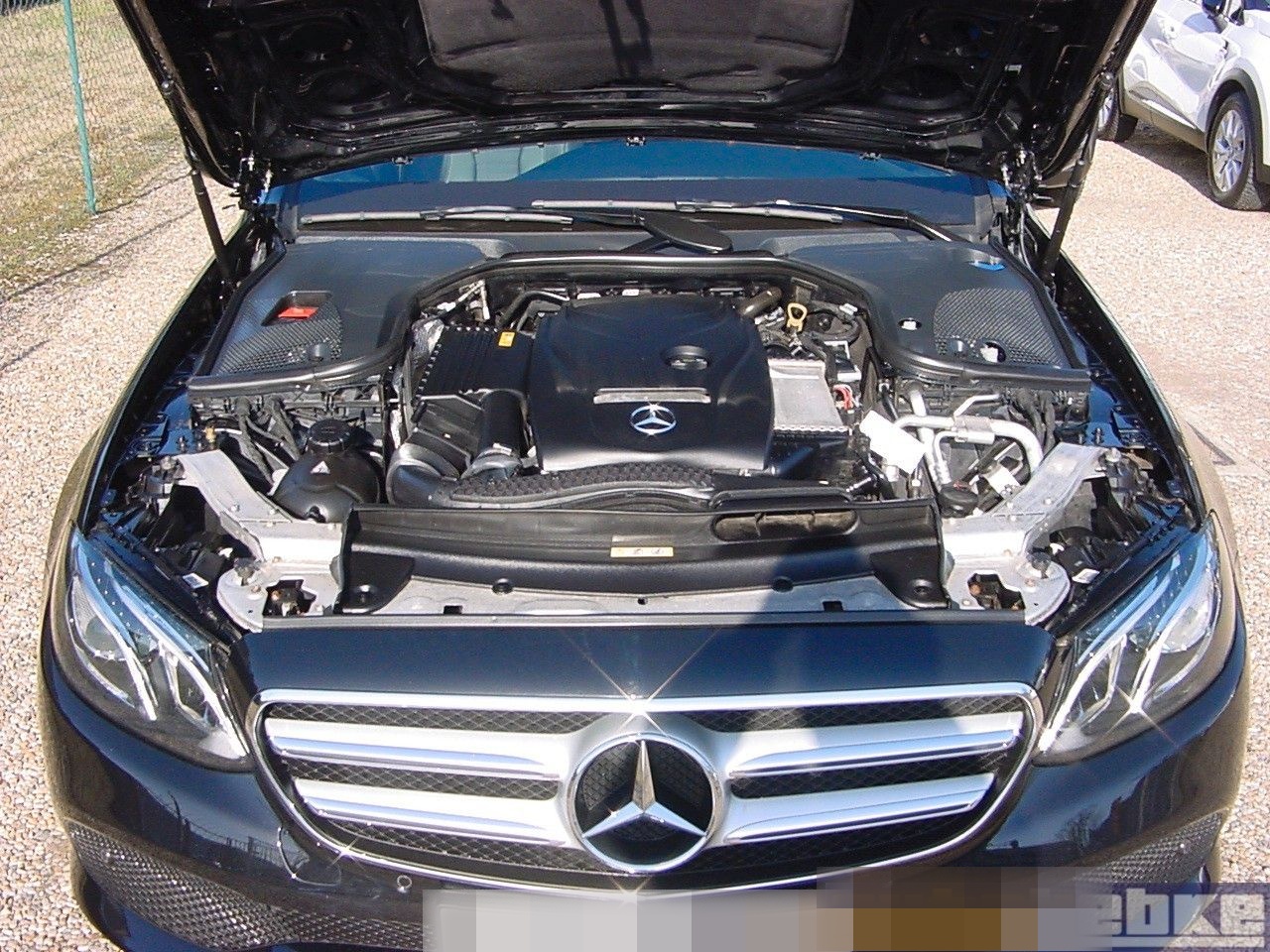 Mercedes-Benz E 200 T AVANTG AUT,LED,NAVI,KAM,SHZ,PARK-ASS,eHK foto 21