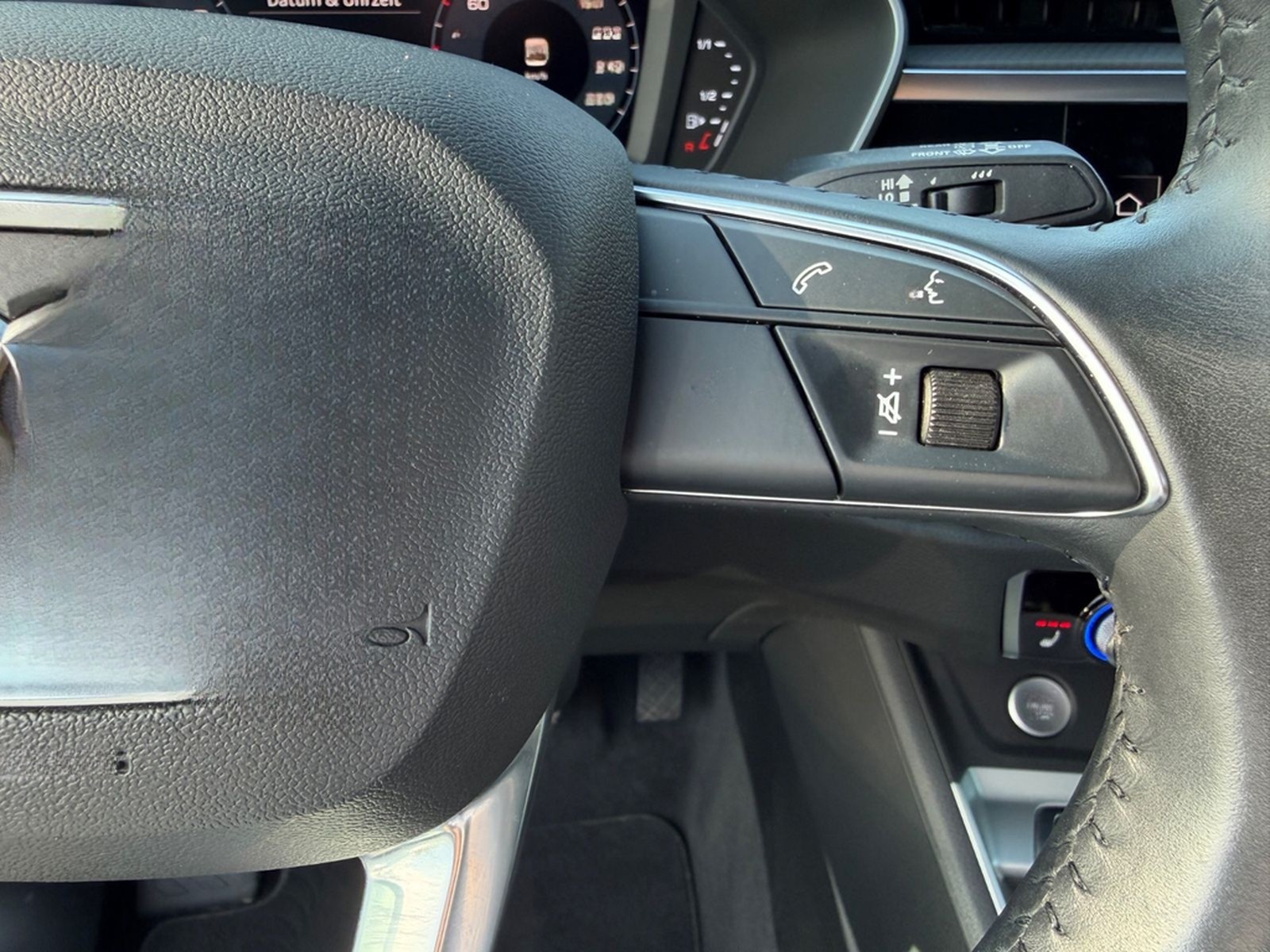 Audi Q3 45 TFSI quattro advanced *LEDER/AHK* foto 11