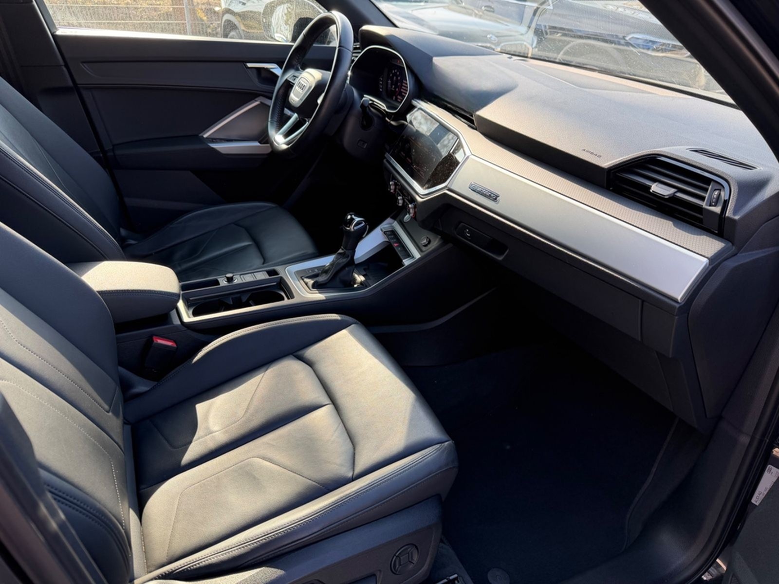 Audi Q3 45 TFSI quattro advanced *LEDER/AHK* foto 20