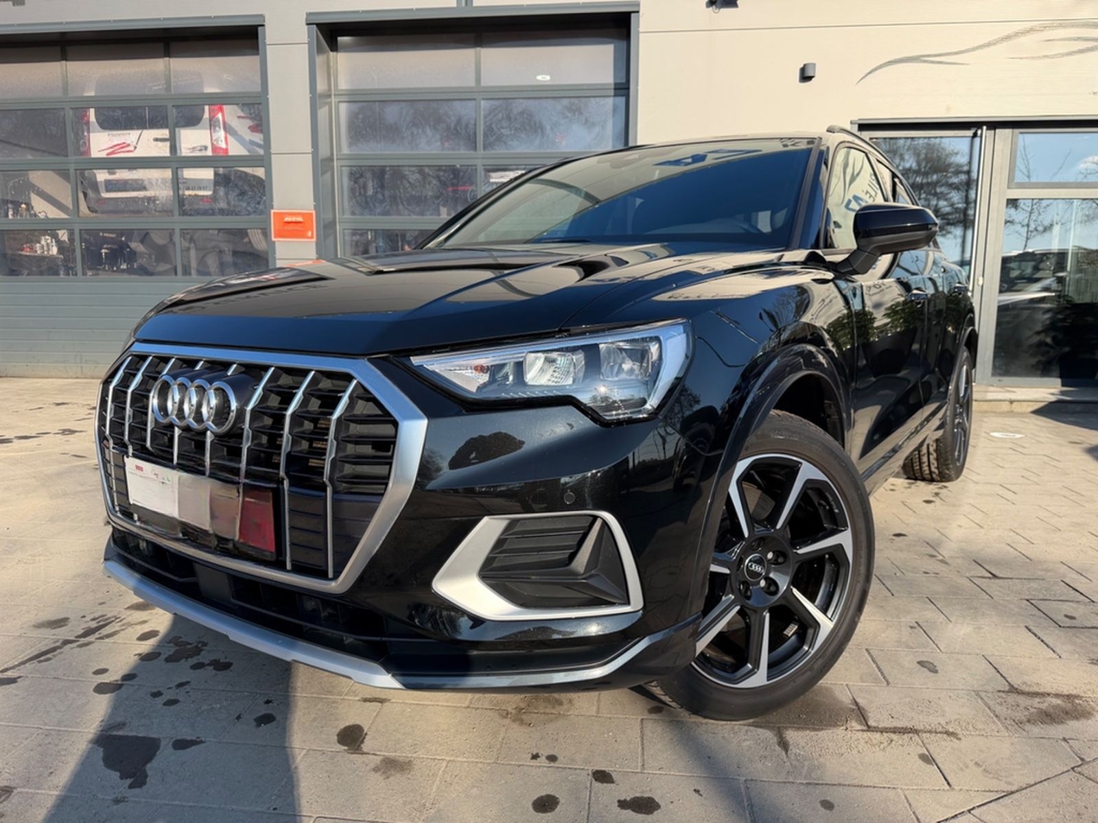 Audi Q3 45 TFSI quattro advanced *LEDER/AHK* foto 3