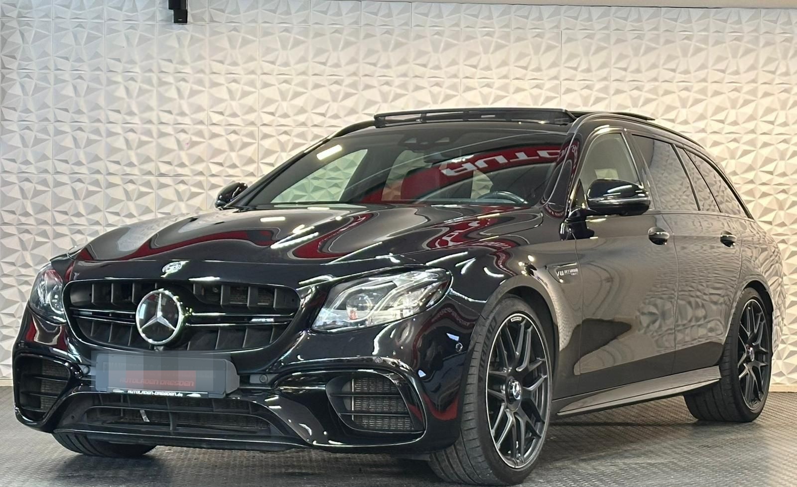 Mercedes-Benz E63T AMG 4M NIGHT ALL BLACK DRIVERS#SH#HUD#AHK foto 4