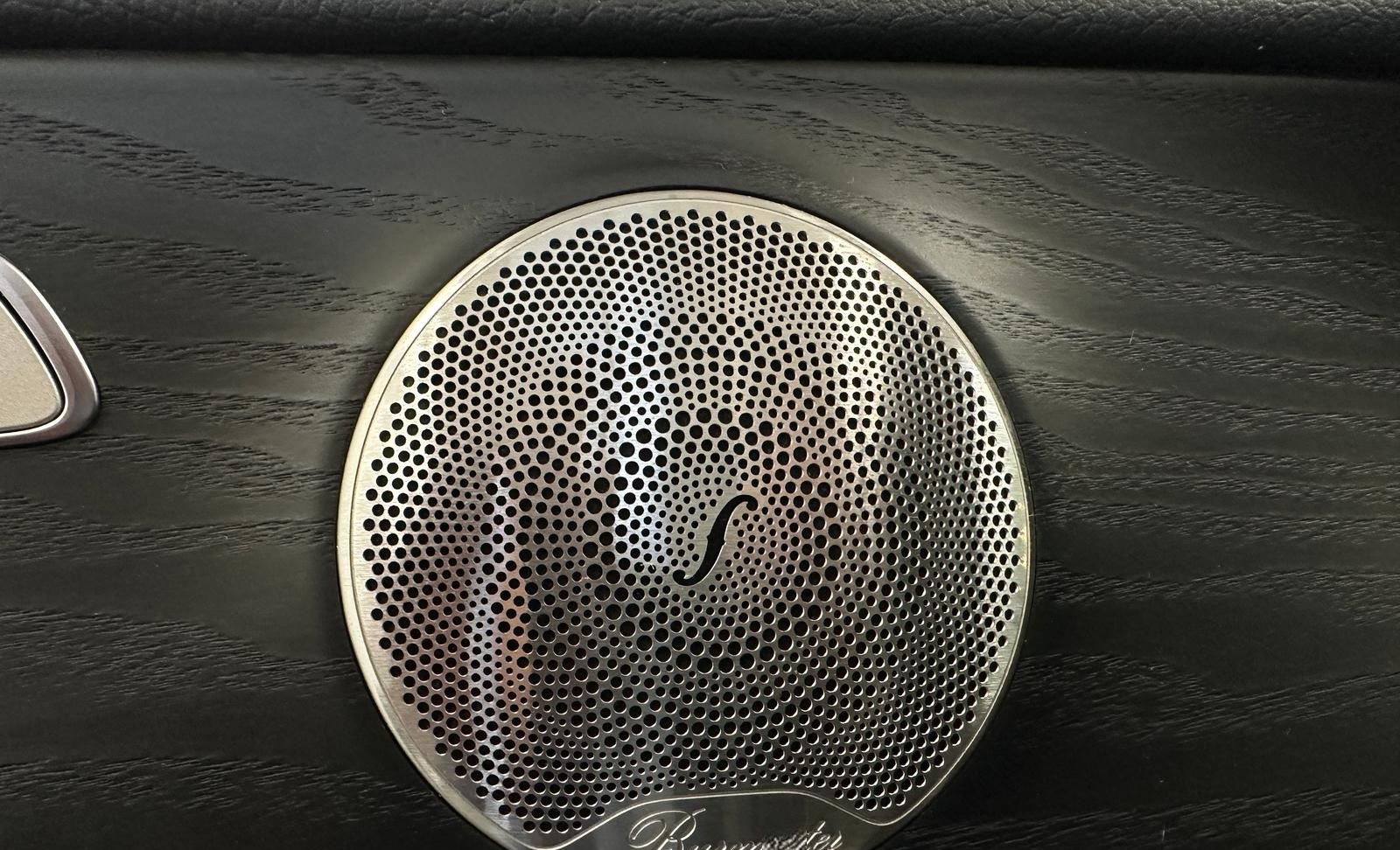 Mercedes-Benz E 220 d T Avantg+Night Distronic+ 360° Burmester foto 23