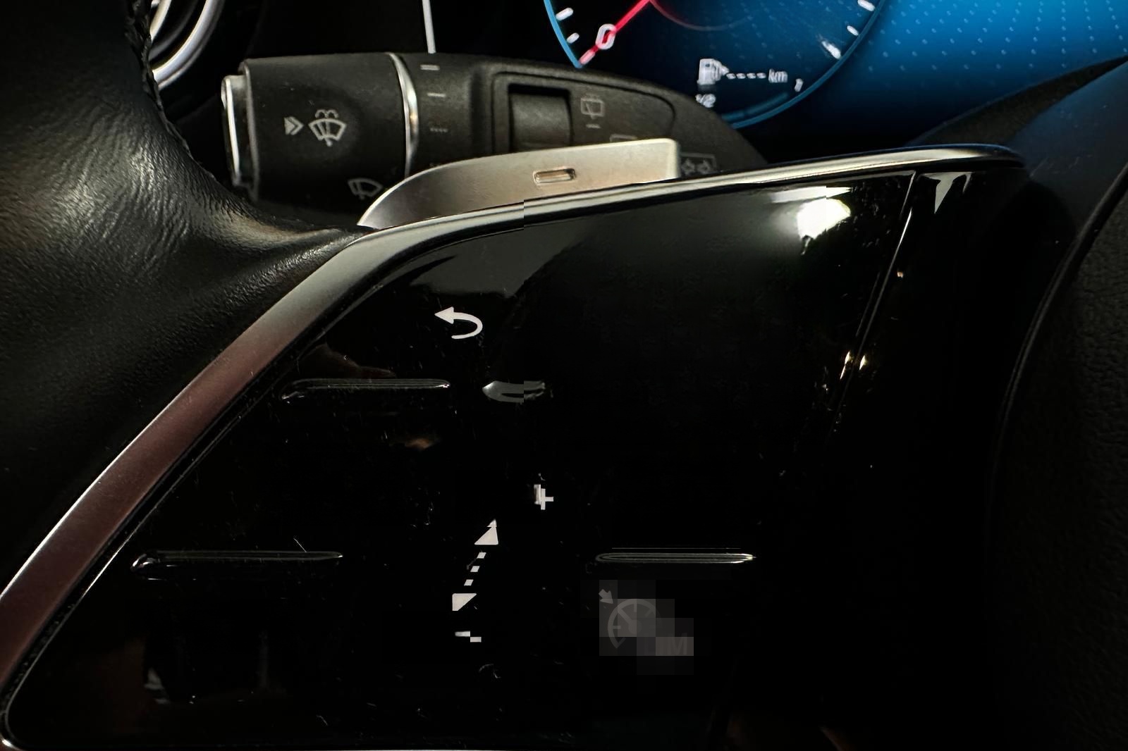 Mercedes-Benz E 220 d T Avantg+Night Distronic+ 360° Burmester foto 10