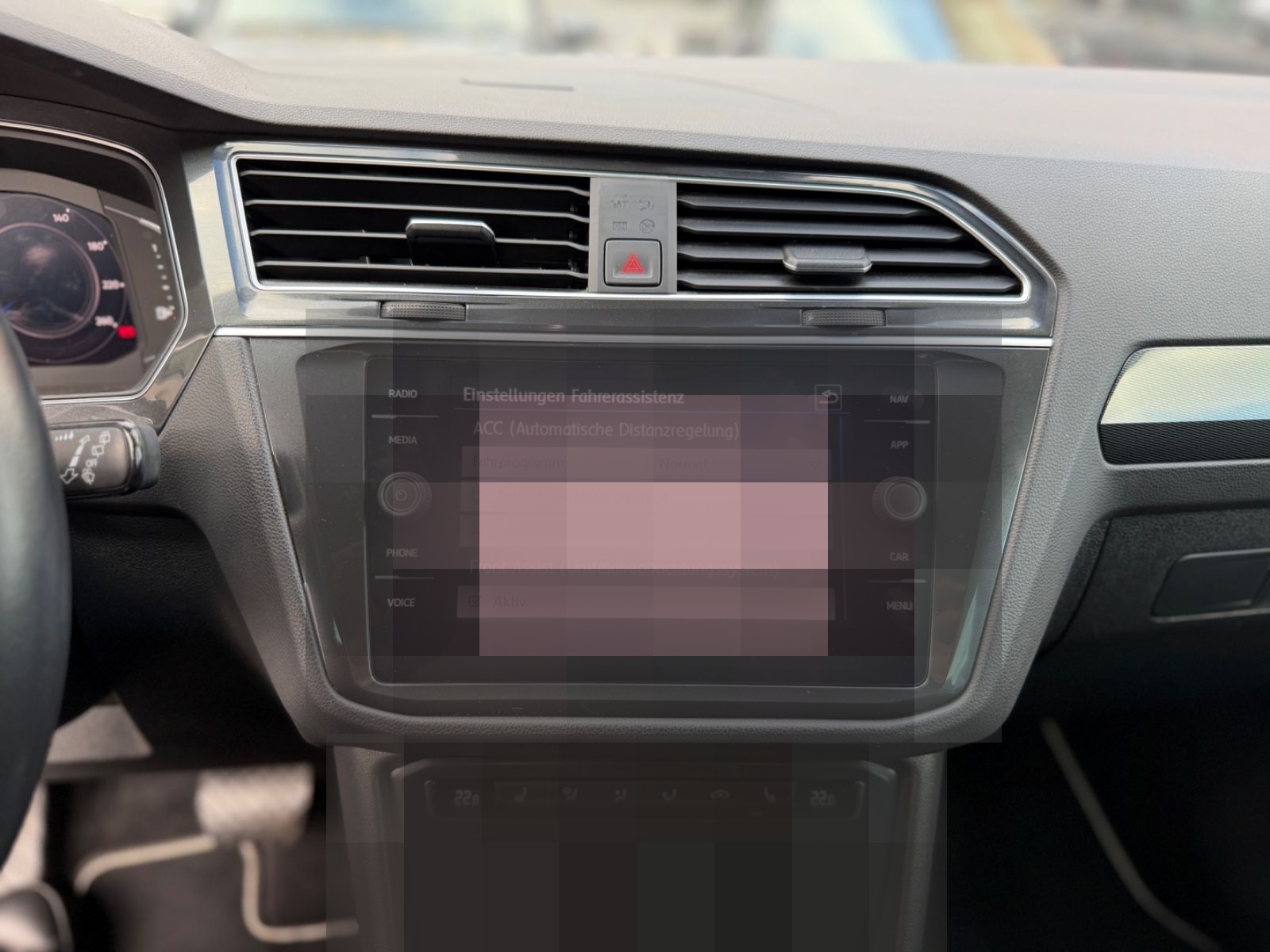 Volkswagen Tiguan Highline BMT/Start-Stopp 1.Hand LED Autom foto 18