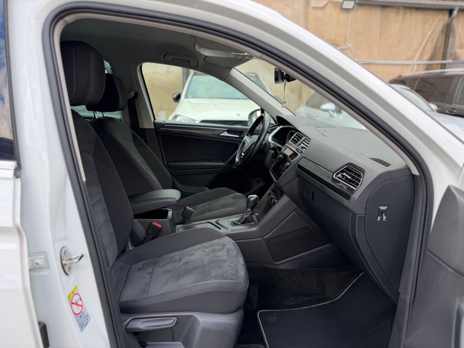 Volkswagen Tiguan Highline BMT/Start-Stopp 1.Hand LED Autom foto 22