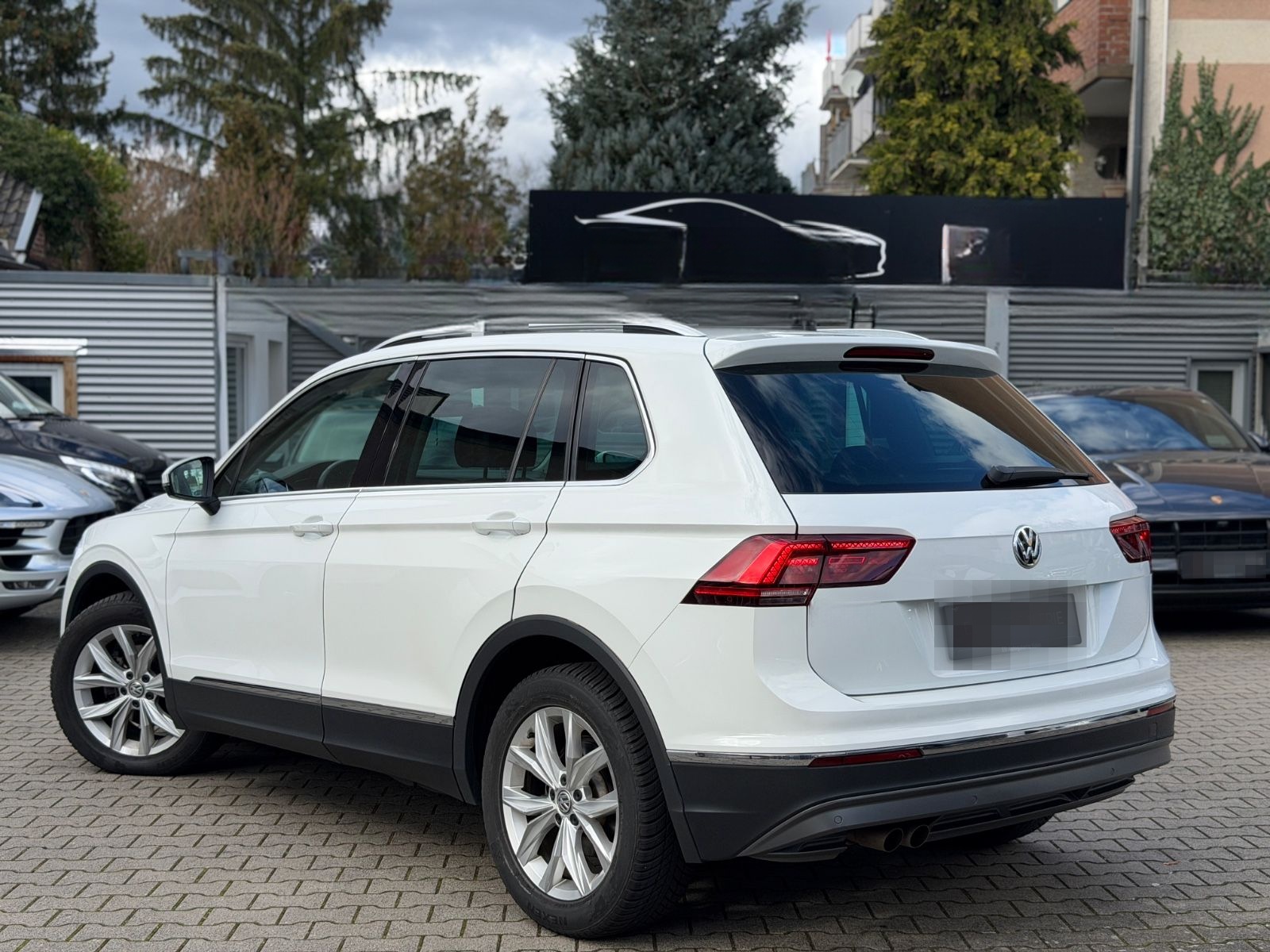 Volkswagen Tiguan Highline BMT/Start-Stopp 1.Hand LED Autom foto 4