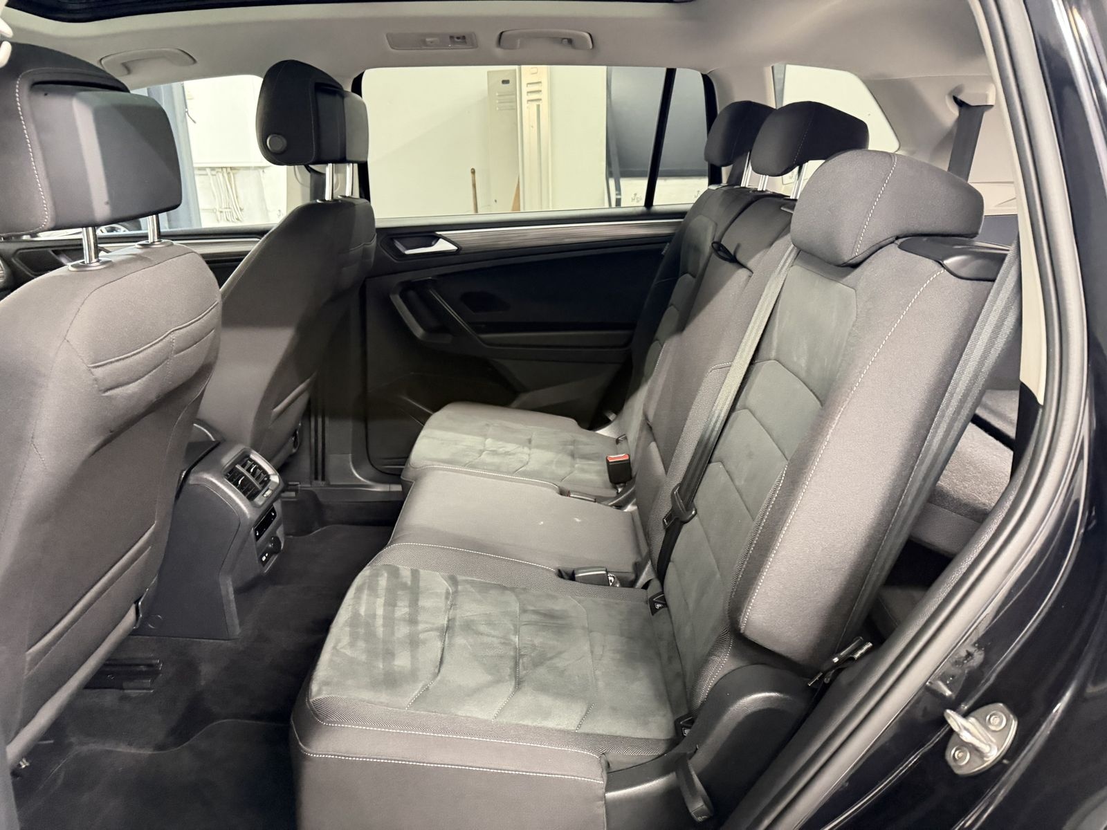 Volkswagen Tiguan Allspace 2.0 TDI SCR 4M DSG Elegan/7-Sitz foto 13