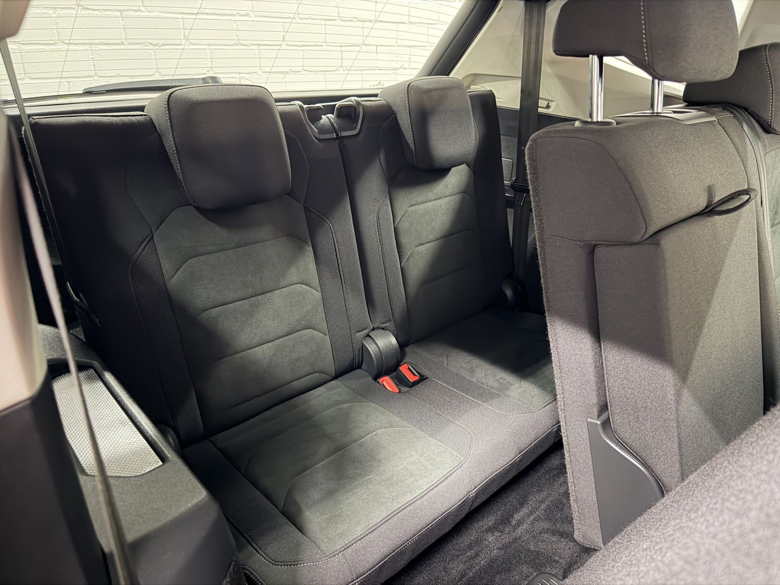 Volkswagen Tiguan Allspace 2.0 TDI SCR 4M DSG Elegan/7-Sitz foto 15
