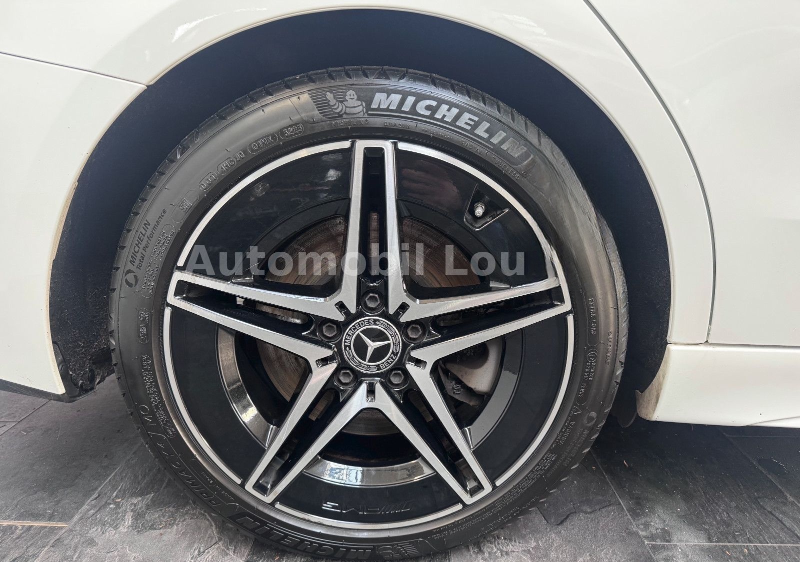 Mercedes-Benz C 300 Mercedes e T-Modell /Pano/Headup/Lenkheiz. foto 11