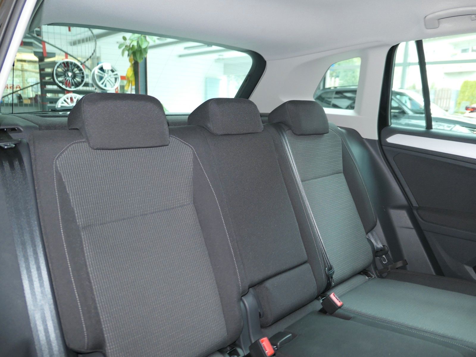 Volkswagen Tiguan 2.0 TDI DSG*NAVI*LM*LED*unfallfrei foto 17