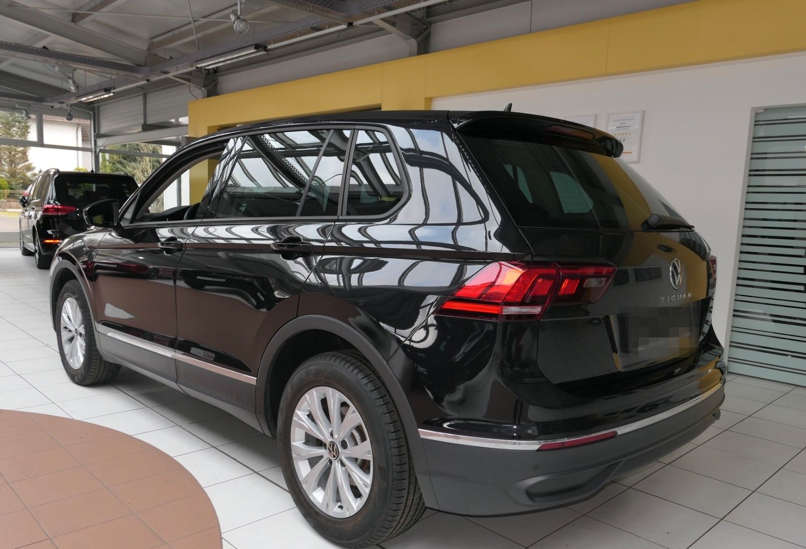 Volkswagen Tiguan 2.0 TDI DSG*NAVI*LM*LED*unfallfrei foto 3