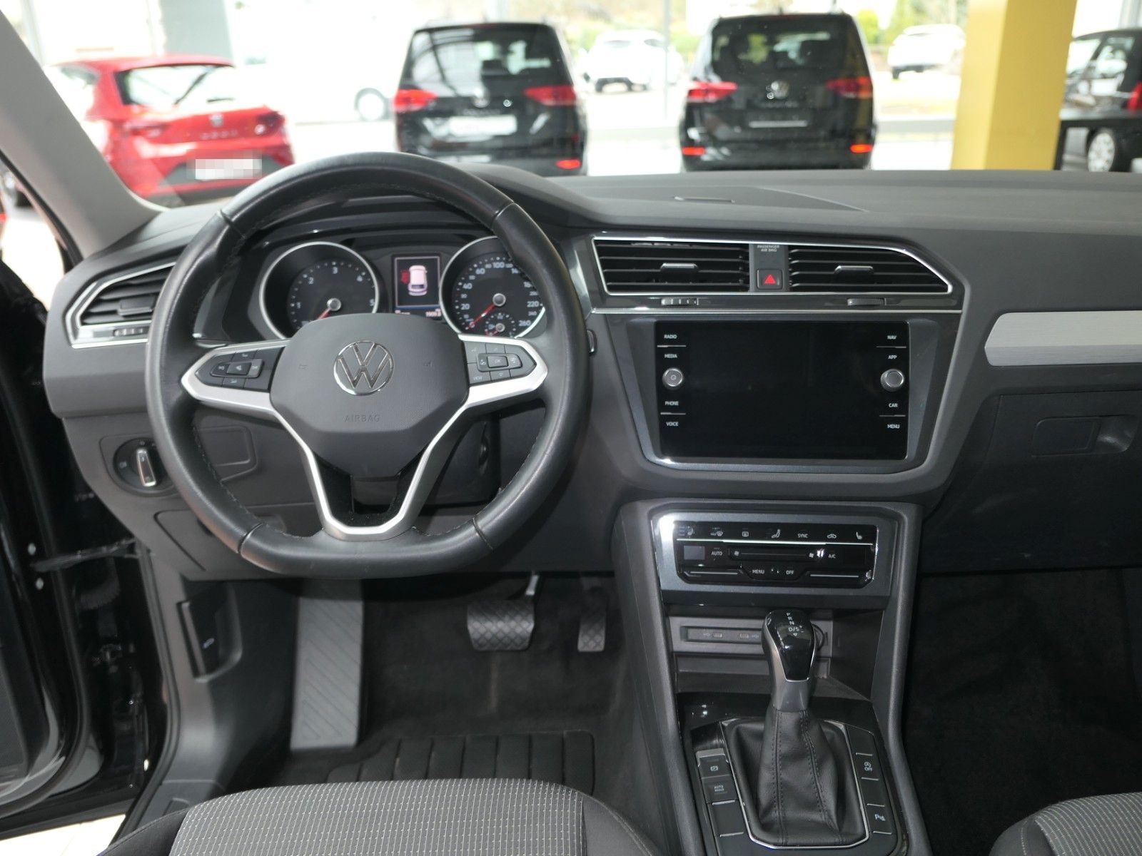Volkswagen Tiguan 2.0 TDI DSG*NAVI*LM*LED*unfallfrei foto 25