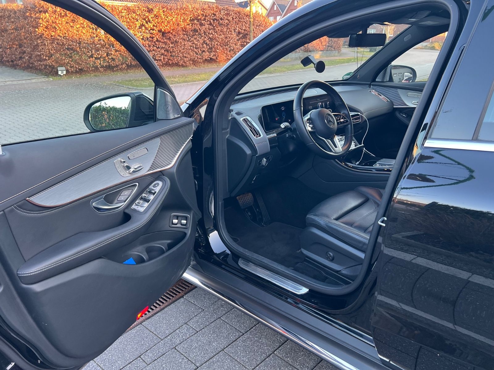 Mercedes-Benz EQC 400 4M/ 360°/AHK/MBUX/Burm/SHD/Garan 2029 foto 9