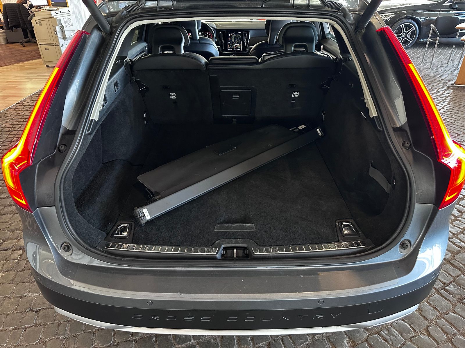 Volvo V90 Cross Country  AWD *LED+ DAB+ Leder+ Ambient foto 23