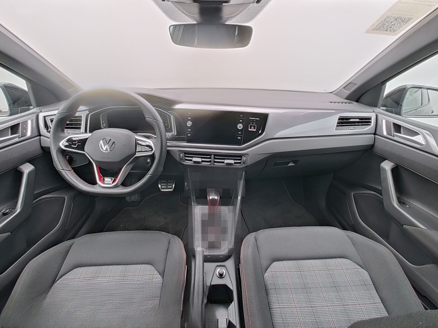 Volkswagen Polo GTI 2.0 TSI DSG NAVI LED ALU 18 foto 11
