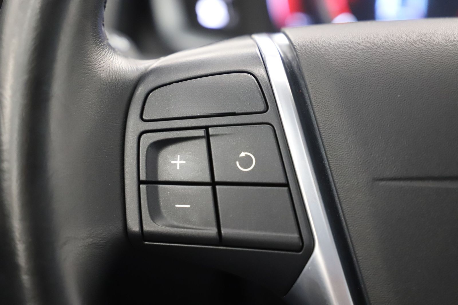 Volvo XC70 2.0D4 181PS Geartronic Momentum AHK 1Hand foto 25