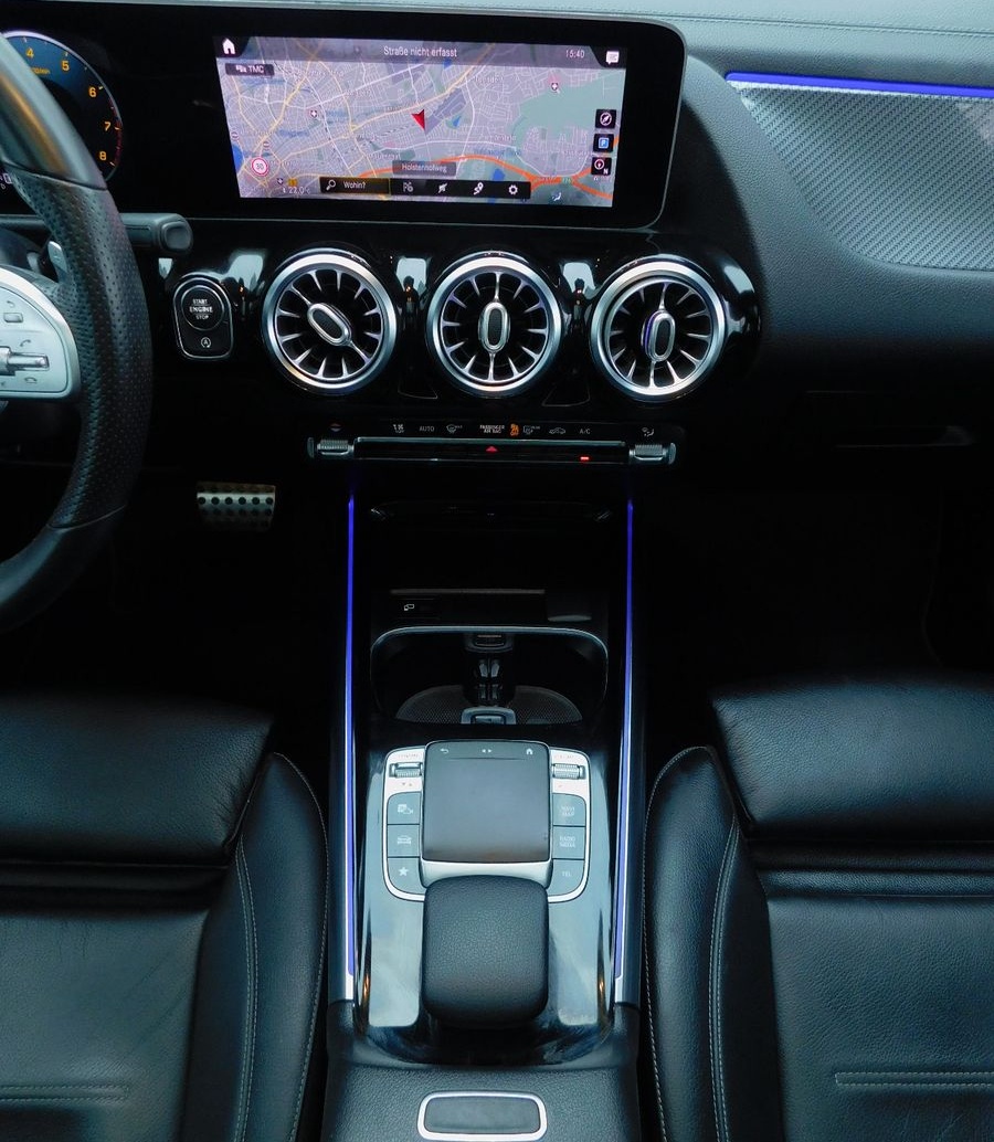 Mercedes-Benz B 200 7G AMG Navi AHK Panorama Kamera LED Leder foto 16