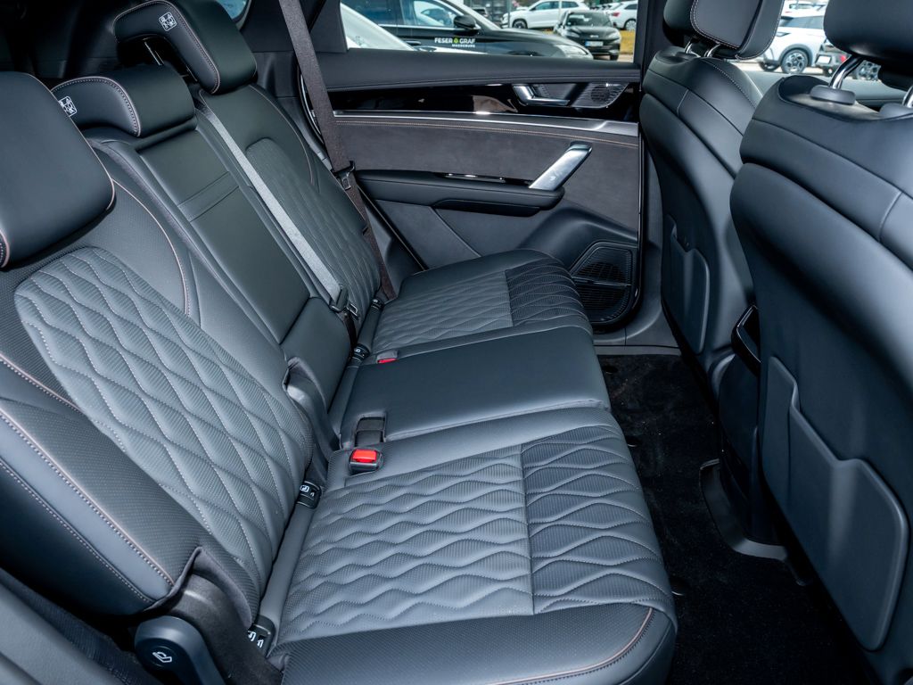 BYD Tang Flagship 108,8kWh/4WD/360°/SHZ/PANO/STHZ foto 7