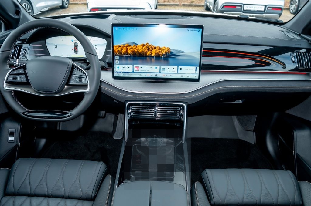 BYD Tang Flagship 108,8kWh/4WD/360°/SHZ/PANO/STHZ foto 8