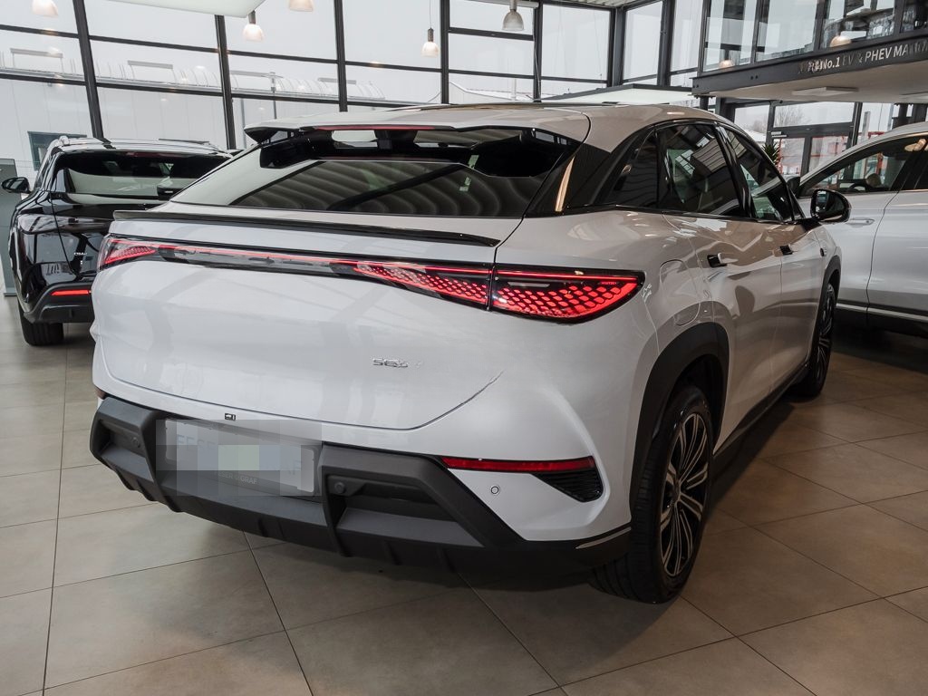 BYD Sealion 7 Comfort 82,5 kWh/STHZ/360°/4xSHZ/PANO foto 2