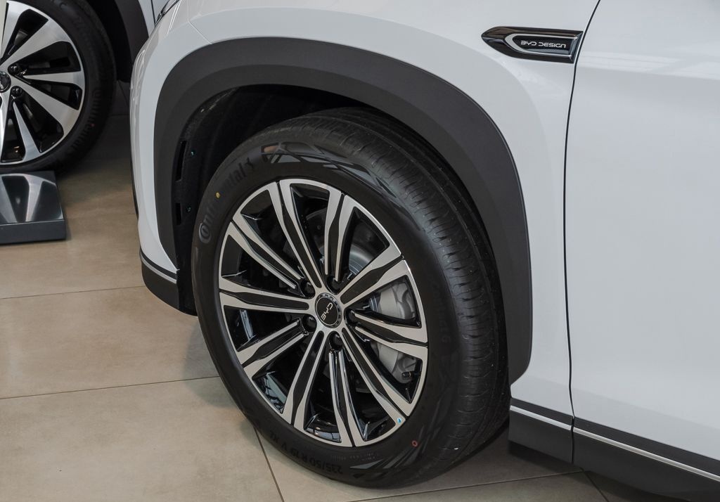 BYD Sealion 7 Comfort 82,5 kWh/STHZ/360°/4xSHZ/PANO foto 10