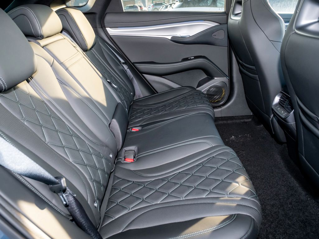 BYD Sealion 7 Design AWD 82,5 kWh/STHZ/360°/4xSHZ foto 7