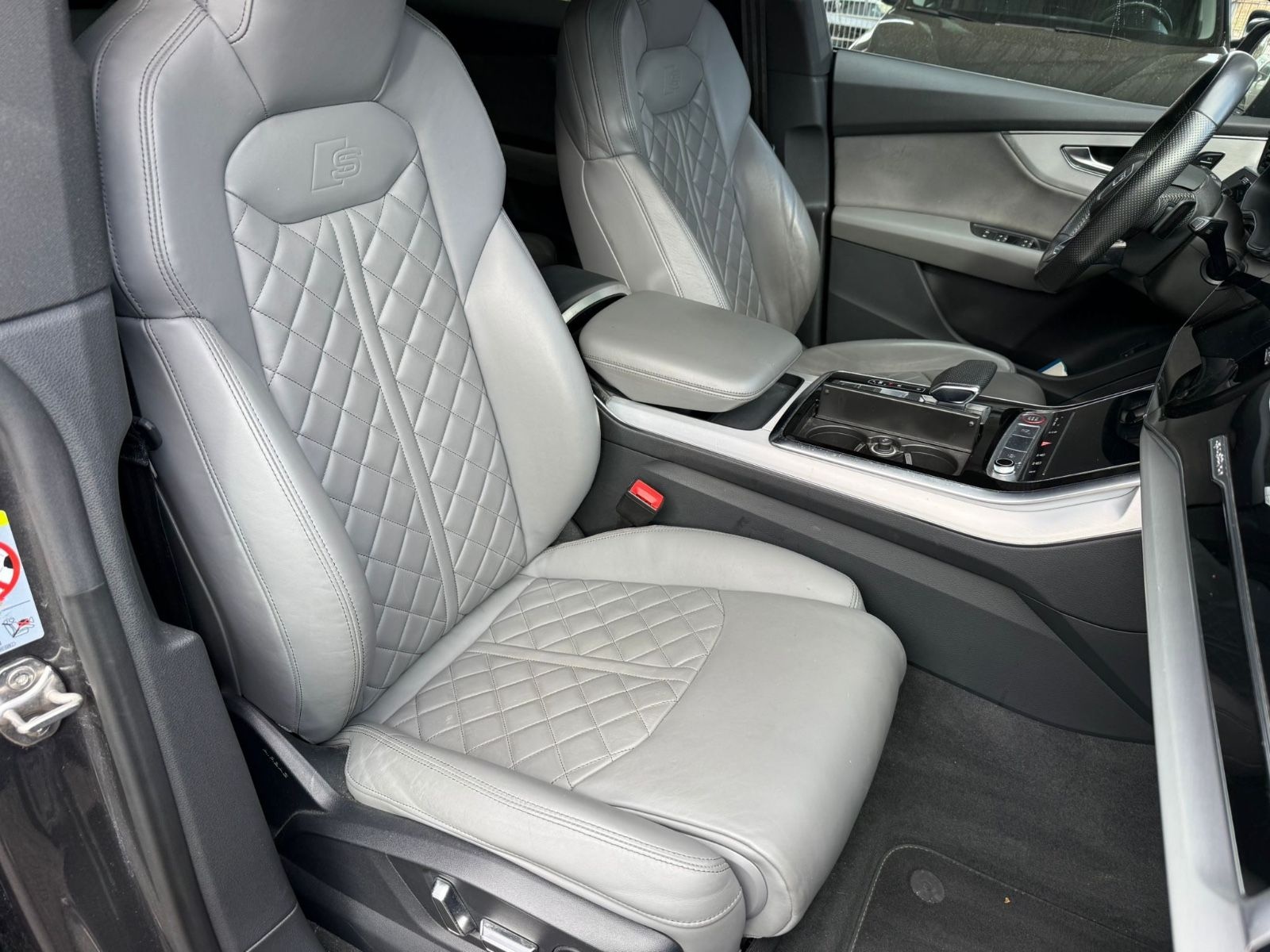 Audi SQ8 4.0 TDI quattro FESTPREIS foto 22