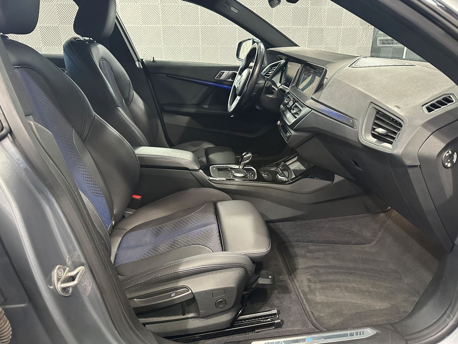 BMW 220i Gran Coupe xDr.*M Sport*SHADOW-LED-HiFi-18" foto 17