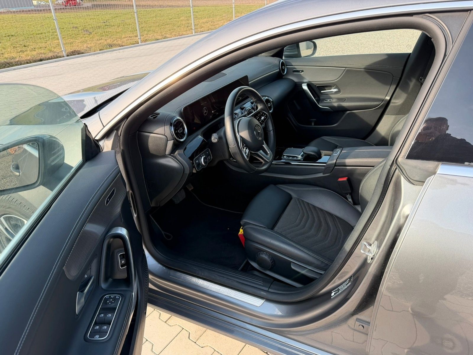 Mercedes-Benz CLA Shooting Brake CLA 250 e foto 8