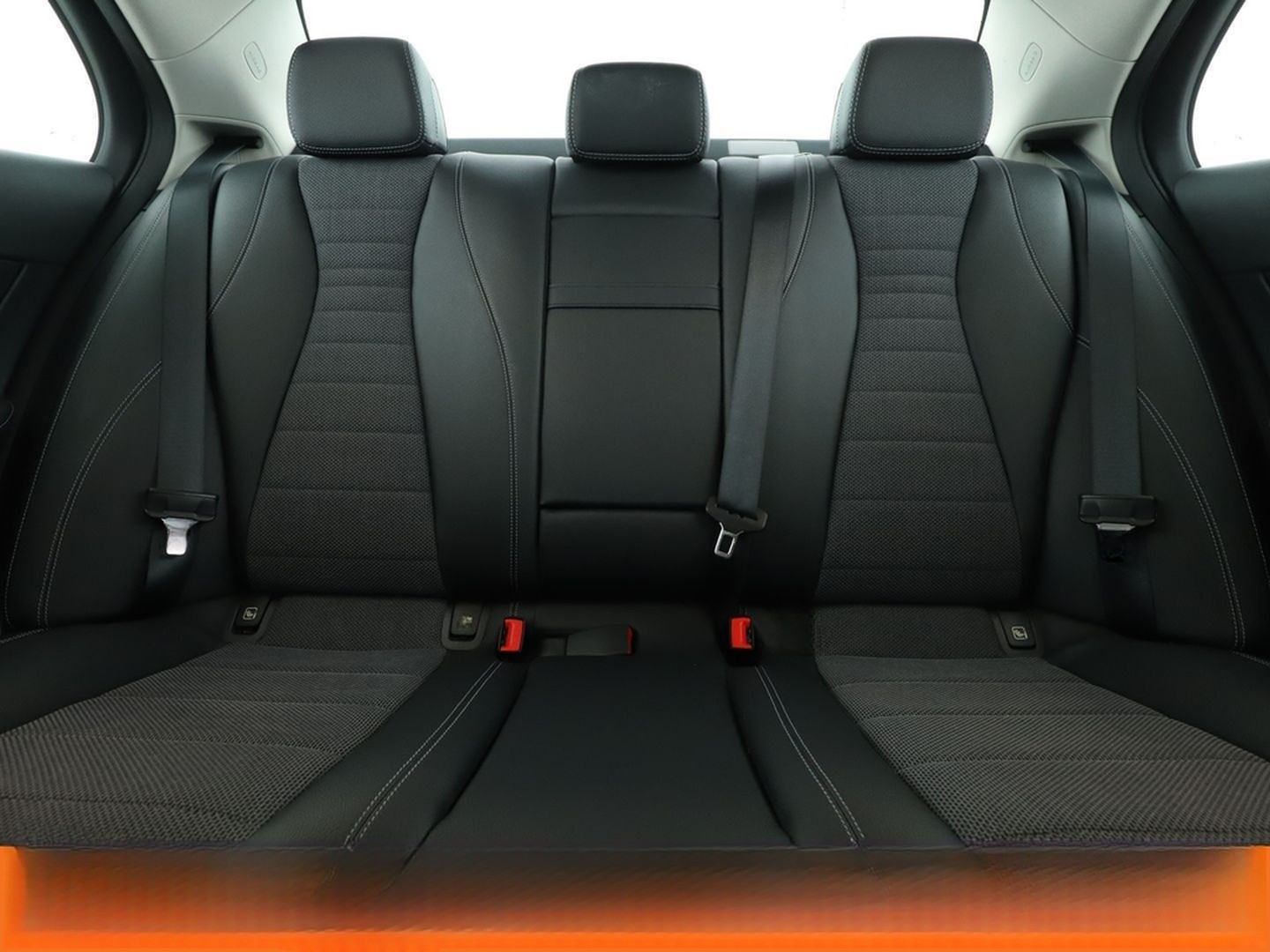 Mercedes-Benz E 200 Avantgarde Aut.*NAVI*CAM*SHZ* foto 16
