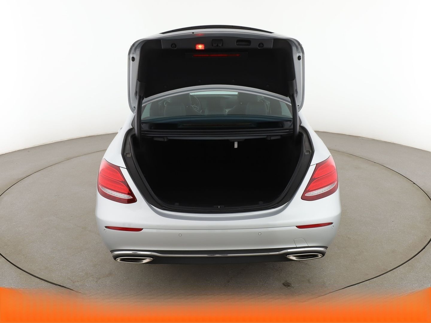 Mercedes-Benz E 200 Avantgarde Aut.*NAVI*CAM*SHZ* foto 17