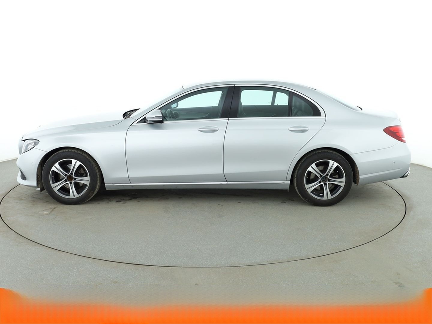 Mercedes-Benz E 200 Avantgarde Aut.*NAVI*CAM*SHZ* foto 3