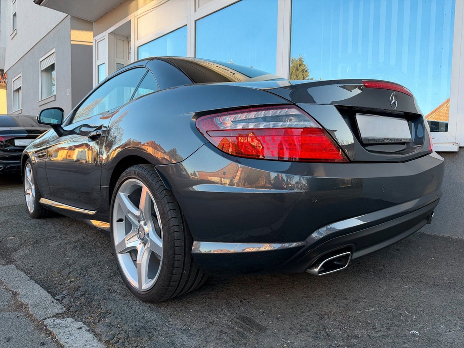 Mercedes-Benz SLK 200 AMG +Airscarf+Distronic+ToT+Spur+Ambient foto 6