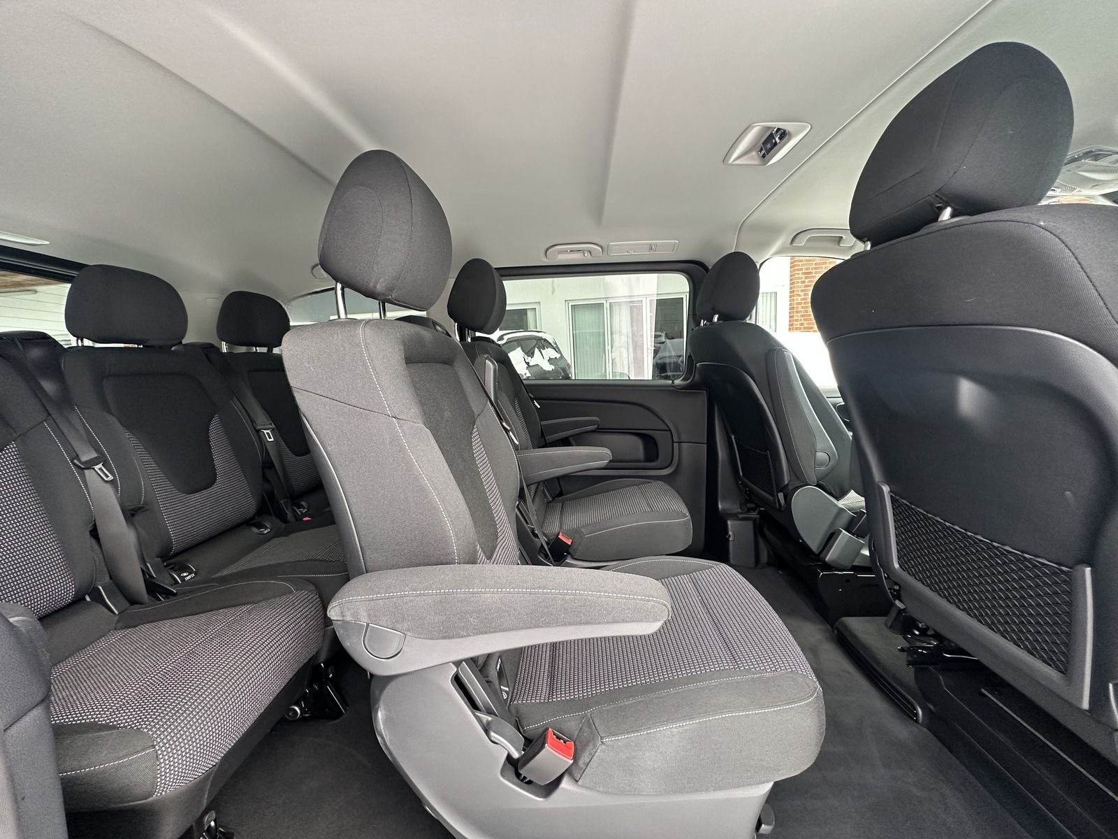 Mercedes-Benz V 220 d ''Style'' DISTR LED AHK 360*CAM MBUX NAV foto 10