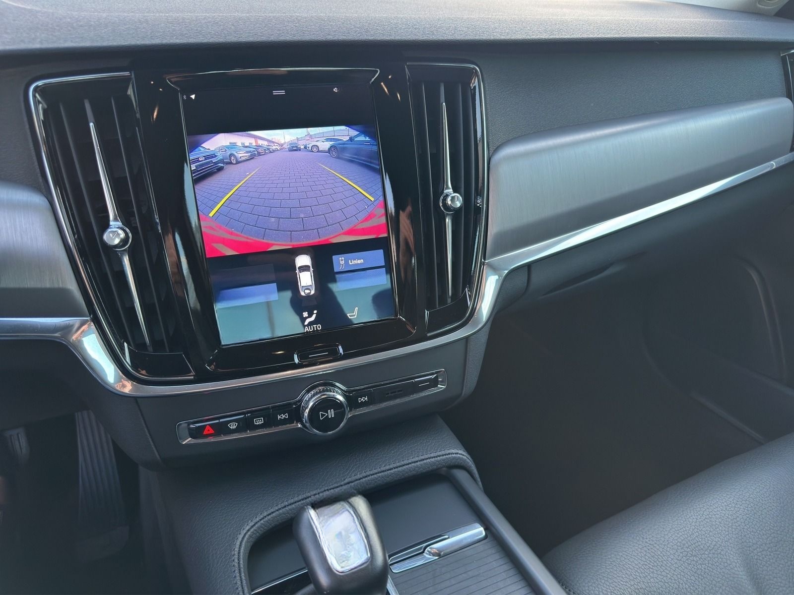 Volvo S90 MOMENTUM / LEDER / LED / R.CAM foto 15