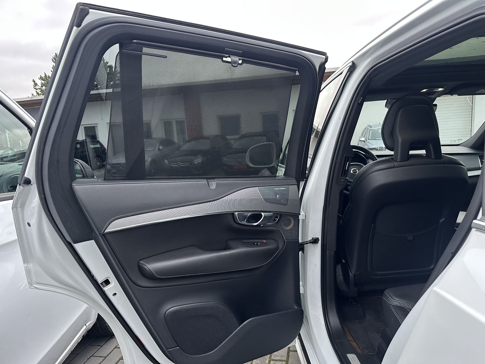 Volvo XC90 INSCRIPTION LED ACC BOWERS&WILKINS 360*CAM foto 18