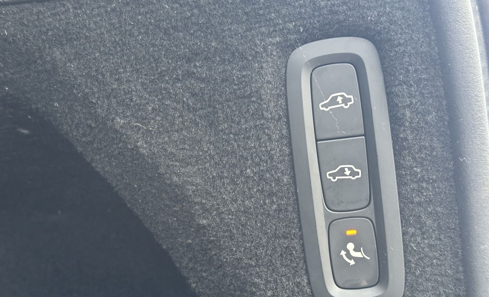 Volvo XC90 INSCRIPTION LED ACC BOWERS&WILKINS 360*CAM foto 23