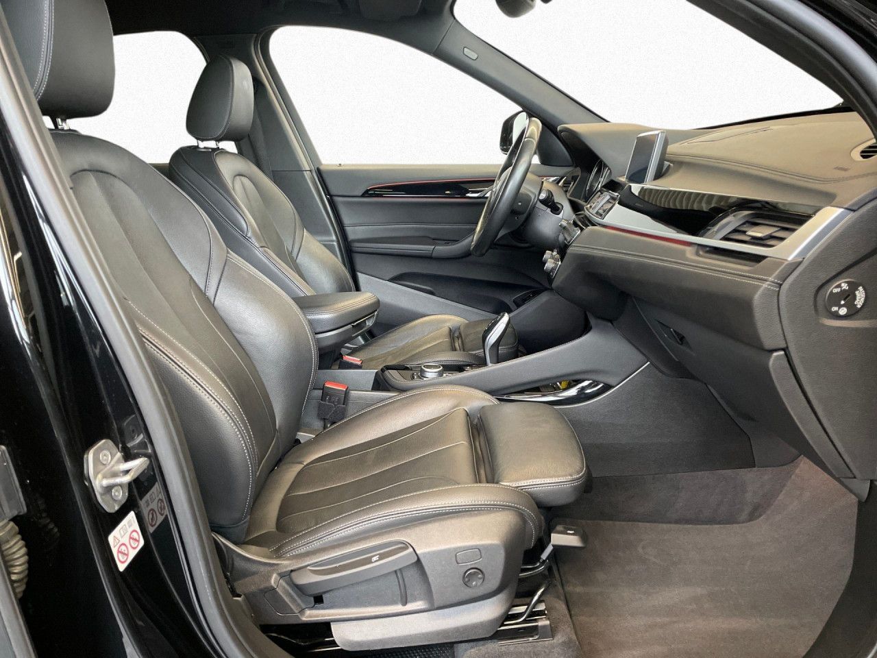 BMW X1 xDrive20i Aut. M Sport  AHK,Pano,HiFi,SHZ,LED foto 8