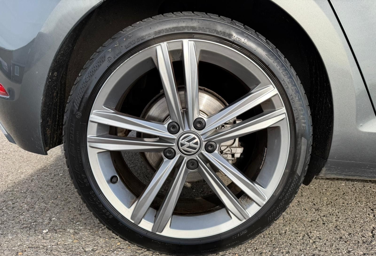 Volkswagen Golf VII Lim. *Massage,R-Line-Sport,Pano,Voll* foto 19