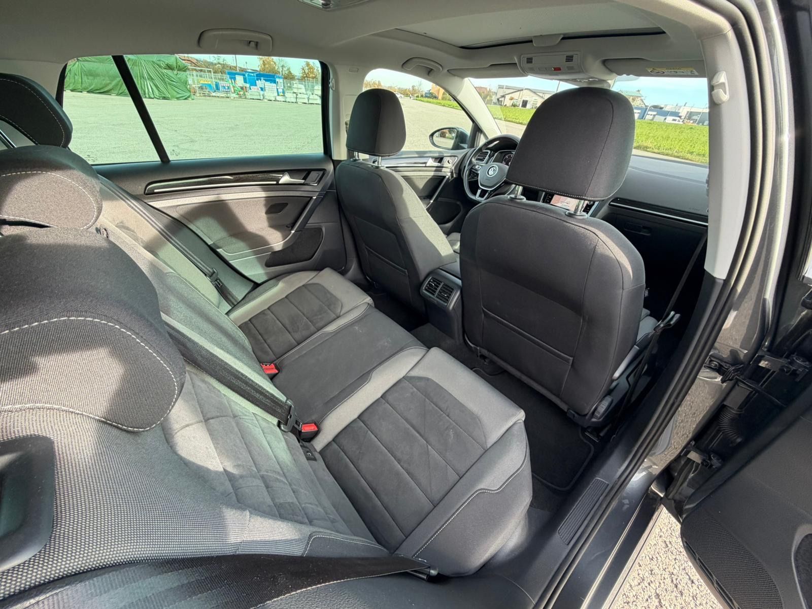 Volkswagen Golf VII Lim. *Massage,R-Line-Sport,Pano,Voll* foto 9