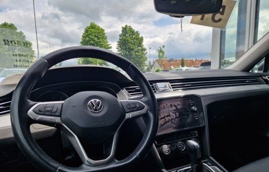 Volkswagen Passat Variant 2.0 TDI Business DSG Leder Navi L foto 11