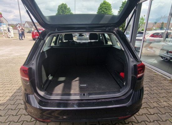 Volkswagen Passat Variant 2.0 TDI Business DSG Leder Navi L foto 13