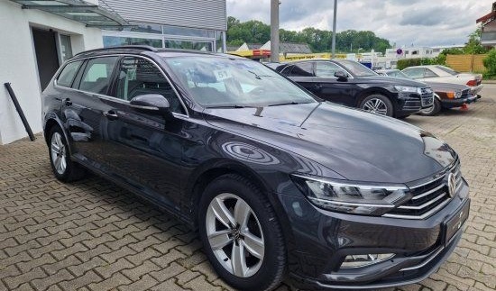 Volkswagen Passat Variant 2.0 TDI Business DSG Leder Navi L foto 3