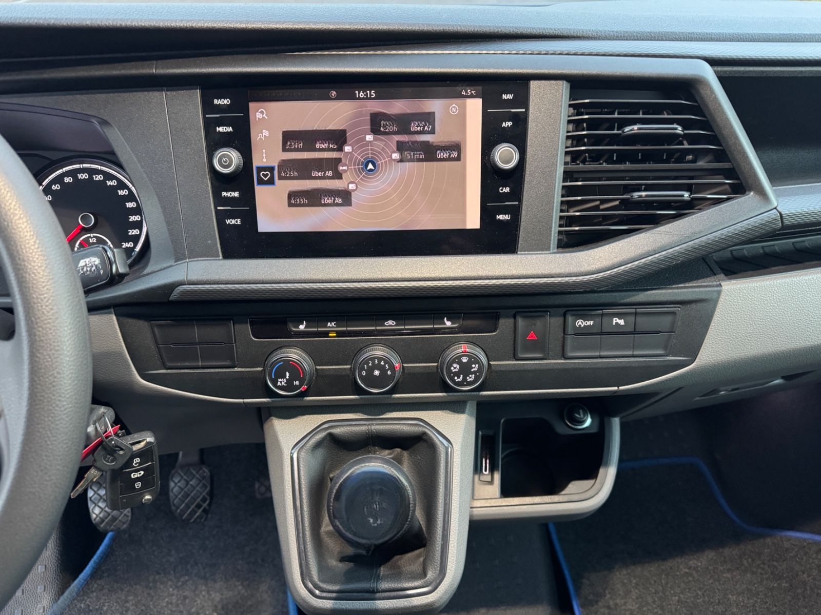 Volkswagen T6.1 2.0 Transporter Kasten Hochdach lang Standh foto 13